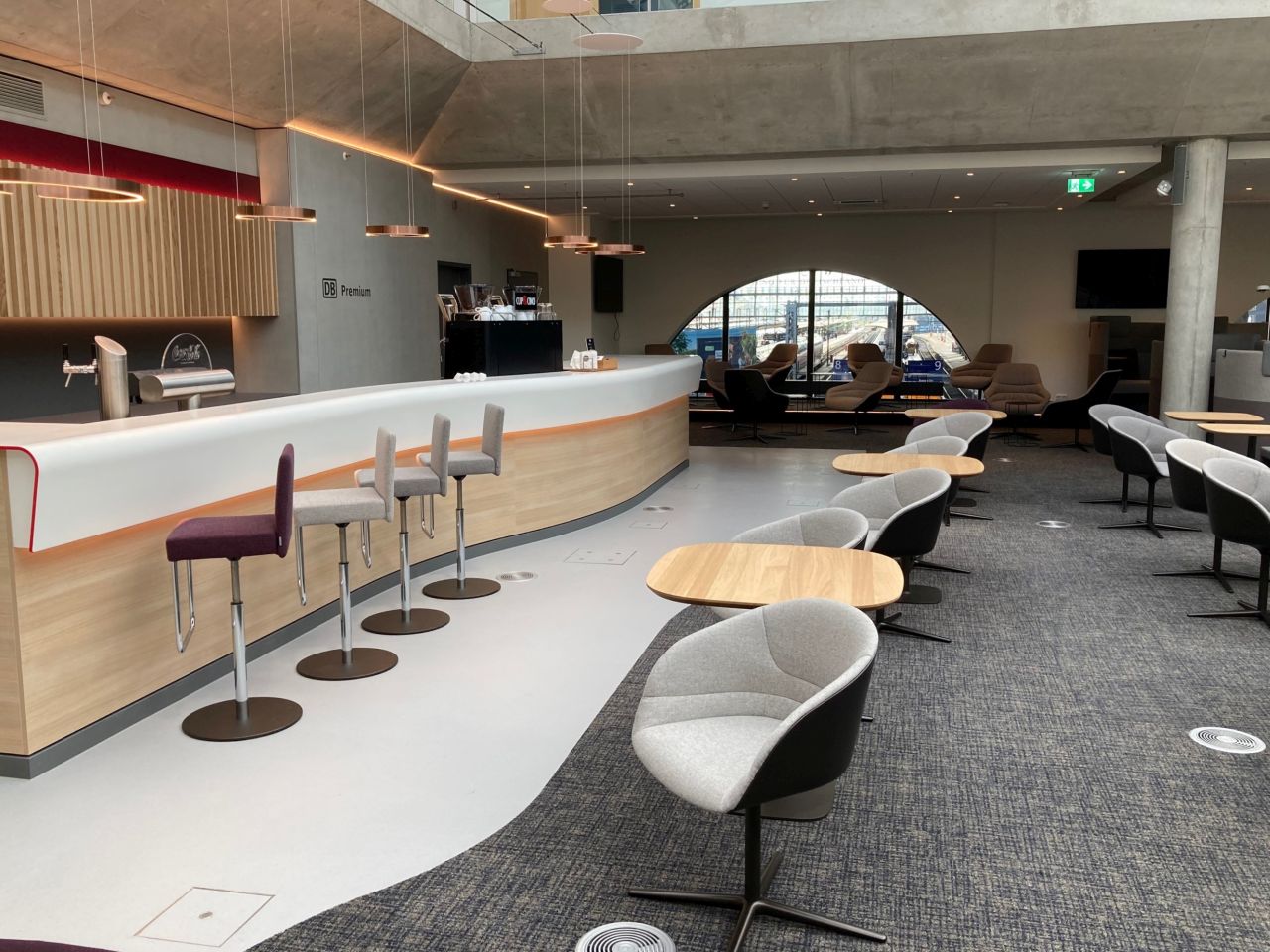 Die neue DB Loung